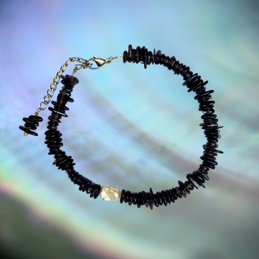 Smoky Surge Necklace