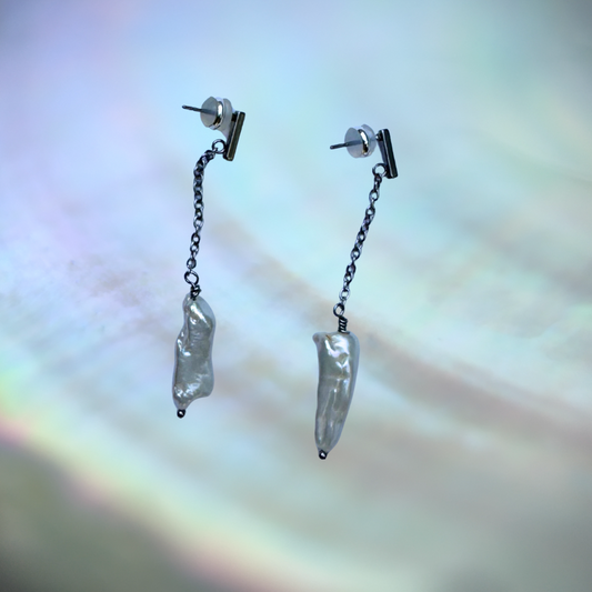 Wild Pearl Drop Chain Earrings